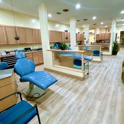 Antigua Orthodontics - Newly renovated modern and sterile 
clinical environment