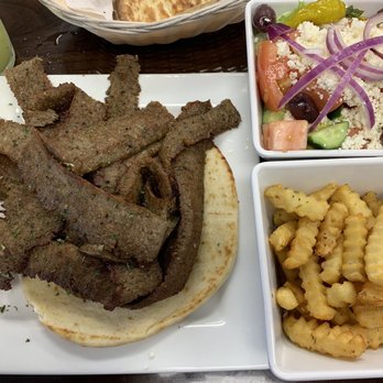 Simply Delicious - Gyro platter, mint lemonade - Mediterranean Near Me - Greenville, North Carolina