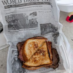 The Sandwich King and Smoked Desserts - Cheesy king