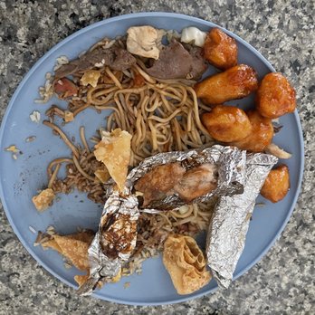Canton Dragon - My husband's picked at, mostly uneaten meal. - Chinese Near Me - Prescott, Arizona Canton Dragon - My husband's picked at, mostly uneaten meal. - Chinese Near Me - Prescott, Arizona