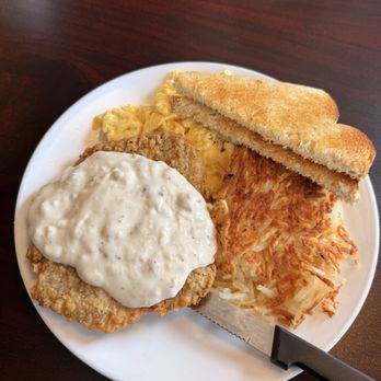 Mo's Diner & Lounge - Country Fried Steak - Diners Near Me - Manitou Springs, Colorado Mo's Diner & Lounge - Country Fried Steak - Diners Near Me - Manitou Springs, Colorado