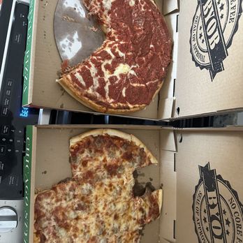 Little Sicily Pizza - Deep dish pepperoni pizza, thin crust sausage pizza - Pizza Near Me - Surprise, Arizona