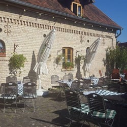 Im alten Gutshof