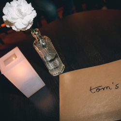 tom's