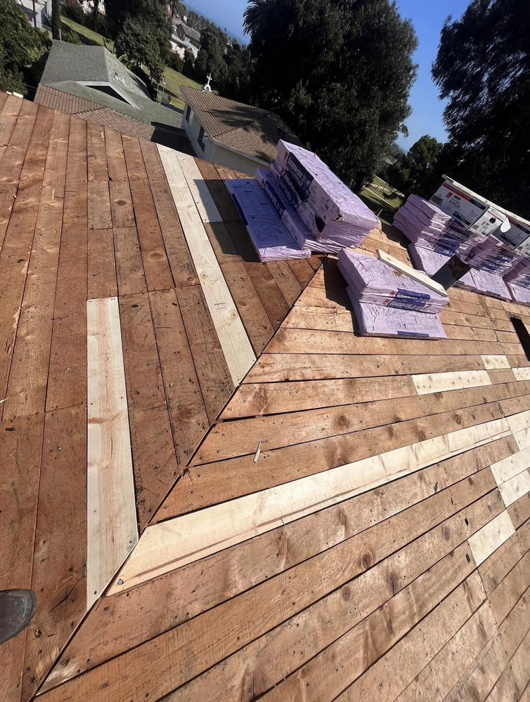 Slide of Tile Point Roofing & Construction