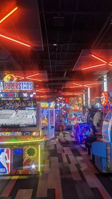 Lucky Strike Atlantic Station by null