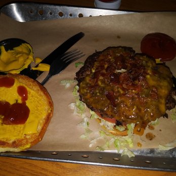 Chili's - Tiny crumbs of bacon on the just bacon burger - Tex-Mex Near Me - Pleasanton, California