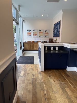 Oink & Oscar Sandwich Shop by null