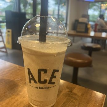 Ace No 3 - Concord Mills - Cinnamon caramel crunch milkshake - Burgers Near Me - Concord, North Carolina Ace No 3 - Concord Mills - Cinnamon caramel crunch milkshake - Burgers Near Me - Concord, North Carolina