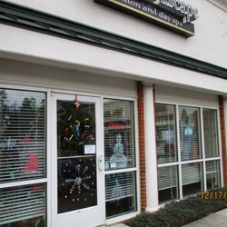 New Kent Commons - Urban Escape Salon and Day Spa
