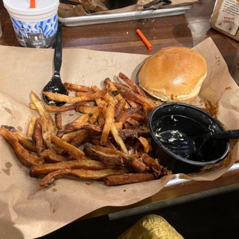 Mission BBQ - Pulled pork sandwich but minus the pork cause I ate it all!! - Barbeque Near Me - Virginia Beach, Virginia