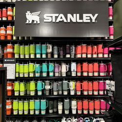 DICK'S Sporting Goods - Stanley