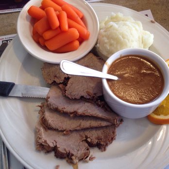 Metuchen Diner - Yankee Pot Roast with brown gravy, carrots (vegetable of the day), and mashed potatoes - Diners Near Me - Metuchen, New Jersey Metuchen Diner - Yankee Pot Roast with brown gravy, carrots (vegetable of the day), and mashed potatoes - Diners Near Me - Metuchen, New Jersey