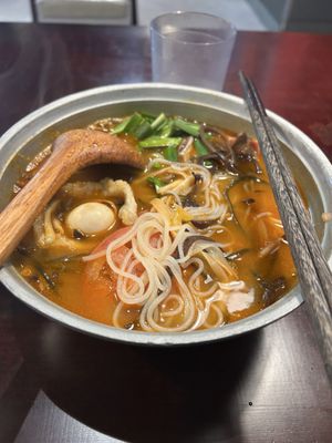 ZSX Szechuan Rice Noodles 曾三仙米线 by null