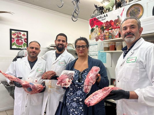 Al Walaa Halal Meat & Grocery by null