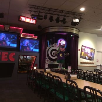 Chuck E. Cheese - Chuck-e - Pizza Near Me - Clarksville, Indiana