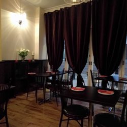 Canaletes Tapas & Wine