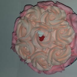 Sweet little valentines cake I bought for the family Sweet little valentines cake I bought for the family