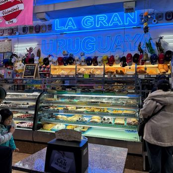 La Gran Uruguaya Bakery - Bakeries Near Me - Jackson Heights, New York