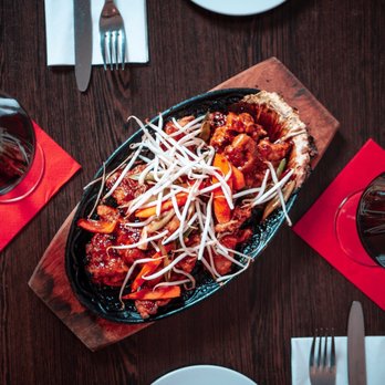 Larry's - Sizzling & Wines - Bars Near Me - Lübeck, SH