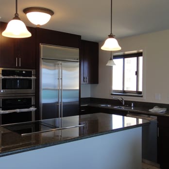 Obayashi Design Group - Waikiki Beach Tower kitchen - Architects Near Me - Honolulu, Hawaii