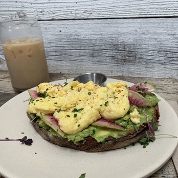 Blueys Kitchen - Avocado toast with added scrambled egg. - Cafes Near Me - Santa Monica, California