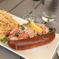 Apt 9f - Lobster roll special