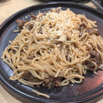 Jingle Bao - Garlic noodles with beef - Chinese Near Me - Fresno, California