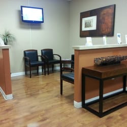 Tracy Urgent Care - Waiting room