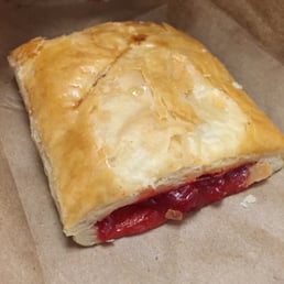 Guava pastelito