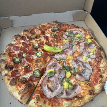 Heartbreakers Pizza - Pizza Near Me - Ottawa, Ontario Heartbreakers Pizza - Pizza Near Me - Ottawa, Ontario