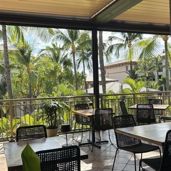 Tommy Bahama - Seafood Near Me - Kihei, Hawaii