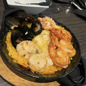 Bar Bistro - Paella - Cocktail Bars Near Me - Tacoma, Washington