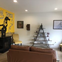Iron Horse Nutrition - Seating area