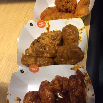 Buffalo Wild Wings - The boneless wings are on sale on Thursdays, $.70 a wing. - Sports Bars Near Me - Bellingham, Washington