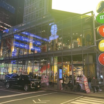 M&M'S New York - Candy Stores Near Me - New York, New York M&M'S New York - Candy Stores Near Me - New York, New York