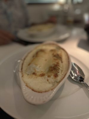 Lola Restaurant & Grill by null
