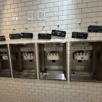 The yogurt shoppe - Ice Cream & Frozen Yogurt Near Me - Los Angeles, California
