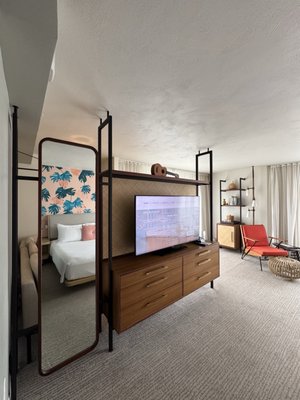 The Laylow Waikiki, Autograph Collection by null