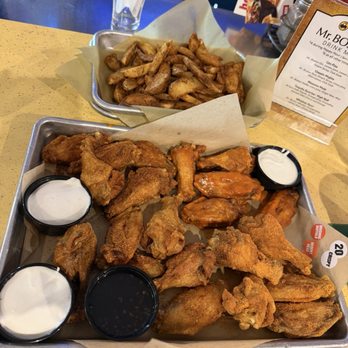 Buffalo Wild Wings - 20 piece traditional wings, large potato wedges - Chicken Wings Near Me - North Brunswick Township, New Jersey