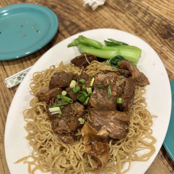 Red Cafe - Chinese Near Me - Honolulu, Hawaii