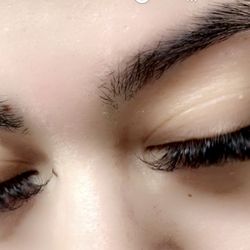 Brows and lash by Lailabeth - Those eyelashes are the best