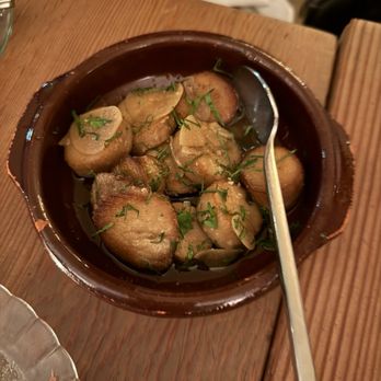 Bar Besito - Mushrooms - Spanish Near Me - Los Angeles, California Bar Besito - Mushrooms - Spanish Near Me - Los Angeles, California