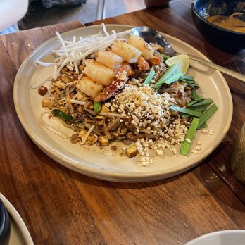 Hanuman Thai Eatery - Pad Thai with Shrimp - Thai Near Me - Costa Mesa, California