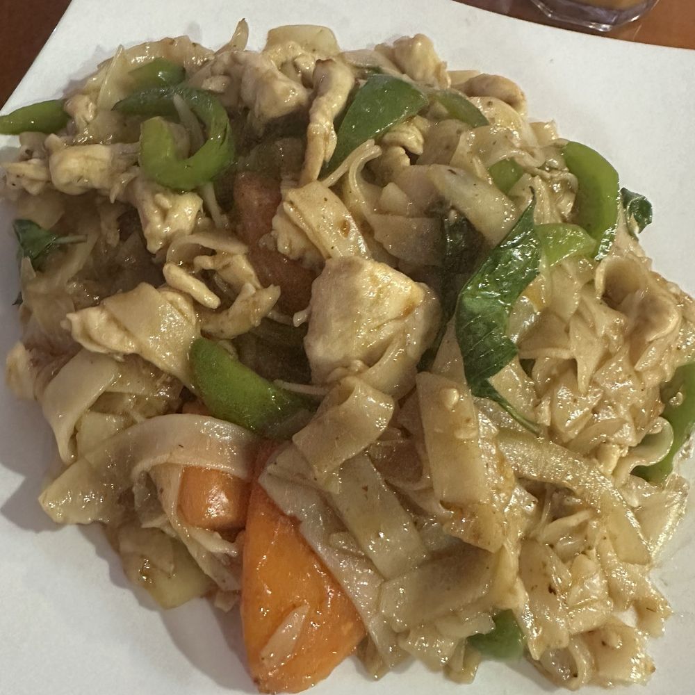 Thai Jasmine Restaurant - 2. Pad Kee Mao - Thai Near Me - Houston, Texas Thai Jasmine Restaurant - 2. Pad Kee Mao - Thai Near Me - Houston, Texas