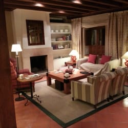 Hospederia de Santo Domingo - Salón chimenea