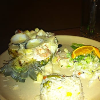 El Korita - Seafood stuffed pineapple - Mexican Near Me - Basalt, Colorado El Korita - Seafood stuffed pineapple - Mexican Near Me - Basalt, Colorado