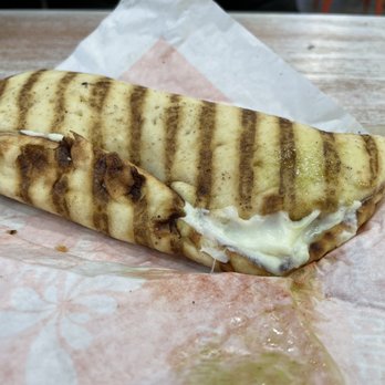 Tropical Smoothie Cafe - Chicken pesto, flatbread - Juice Bars & Smoothies Near Me - Kentwood, Michigan Tropical Smoothie Cafe - Chicken pesto, flatbread - Juice Bars & Smoothies Near Me - Kentwood, Michigan