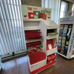 ARSENAL -- Post Office - Holiday wrapping