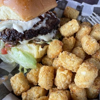 Rogers Roundhouse - The RRH burger and tots - Beer Gardens Near Me - Fort Worth, Texas